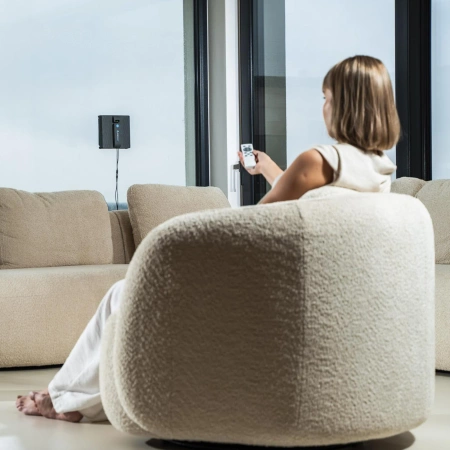 ROBOWAY RW-5 window cleaning robot