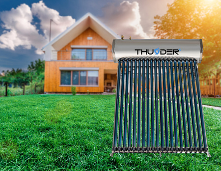 Pressure collector with THUNDER 200 L tank