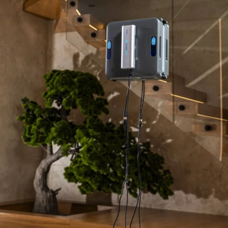 ROBOWAY RW-5 PRO window cleaning robot